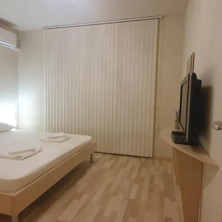 Central Beach Ravda Apartments Apartman *