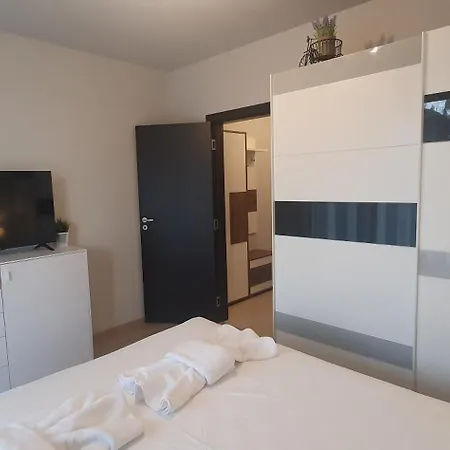 Central Beach Ravda Apartments Apartment