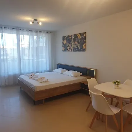 Central Beach Ravda Apartments * Ravda