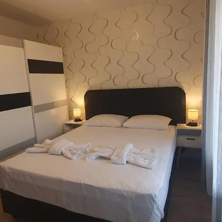 Central Beach Ravda Apartments Apartment *