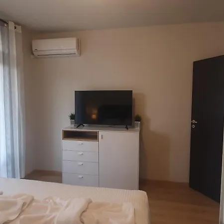 Central Beach Ravda Apartments Apartment