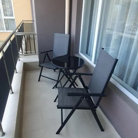 Central Beach Ravda Apartments Apartment *