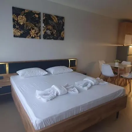 Central Beach Ravda Apartments Apartment
